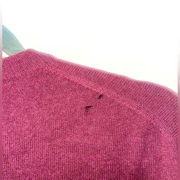 Club Room 100% Fine Cashmere Maroon V Neck Sweater - Picture 4 of 6